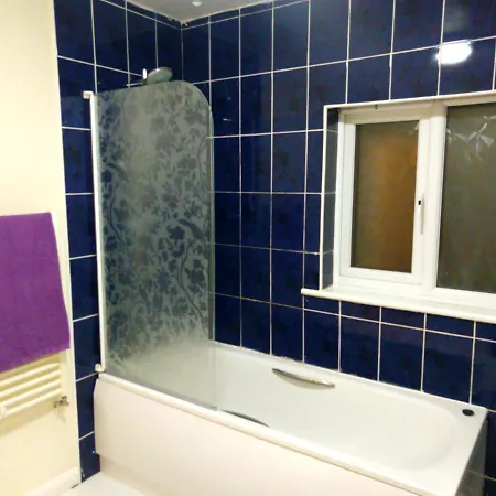 Cambridge House - Self Catering - Self Contained - Full 2 Bed Semi Detached House - Near Western Lake District Dom wakacyjny