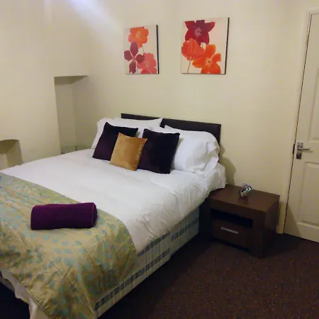 Cambridge House - Self Catering - Self Contained - Full 2 Bed Semi Detached House - Near Western Lake District Dom wakacyjny Whitehaven